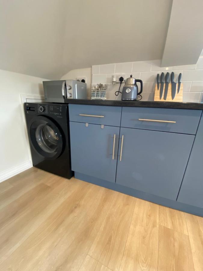 Lovely Spacious Loft Close To Train Station Worthing Zewnętrze zdjęcie