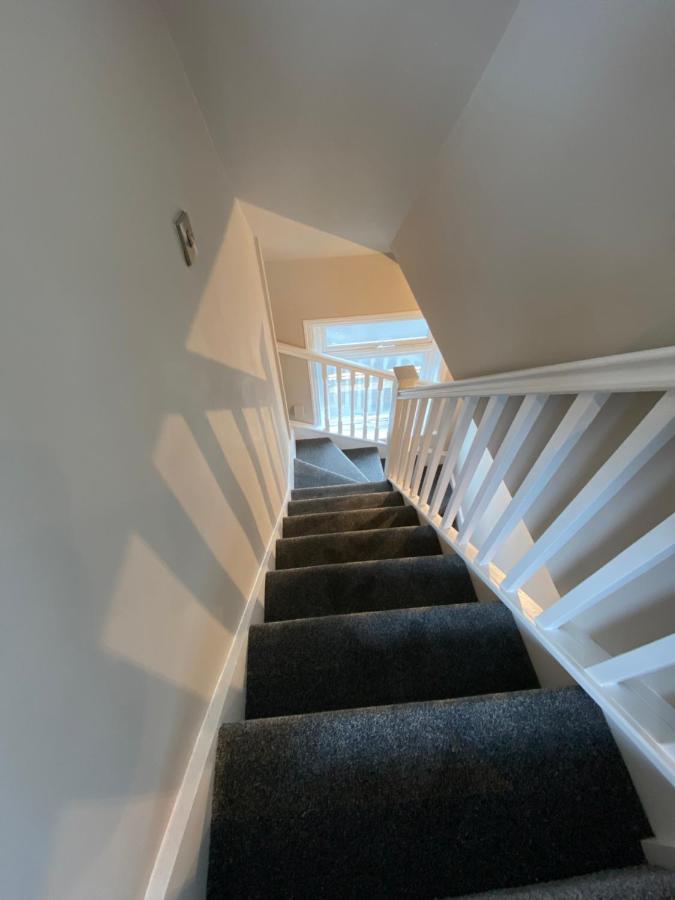 Lovely Spacious Loft Close To Train Station Worthing Zewnętrze zdjęcie