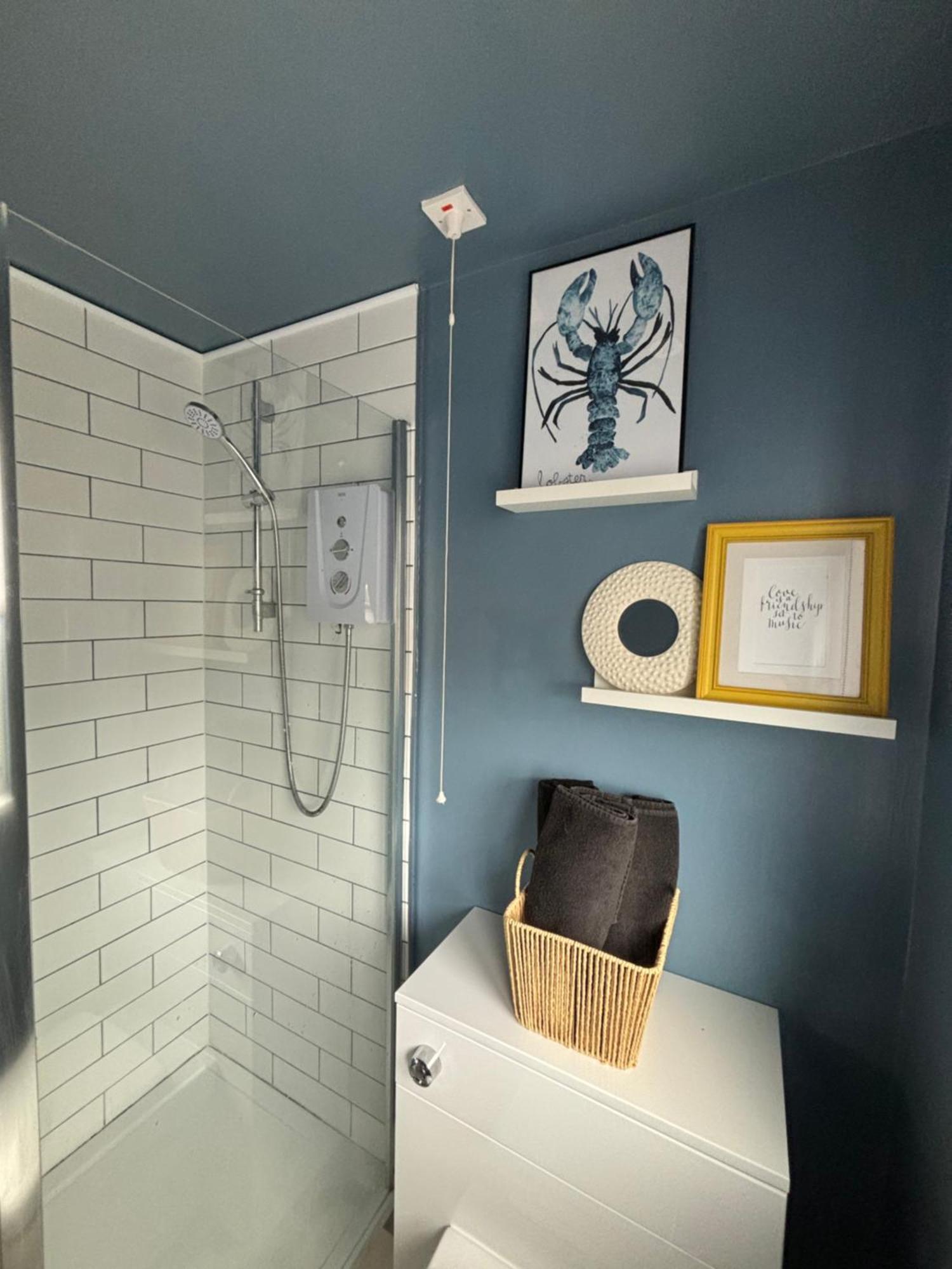 Lovely Spacious Loft Close To Train Station Worthing Zewnętrze zdjęcie